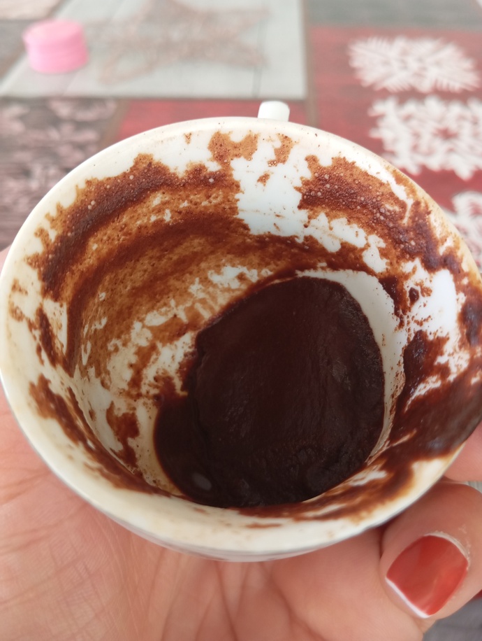 Faldan iyi anlayanlar bir bakıp yorumlayabilir mi, falıma ne çıkmış olabilir?