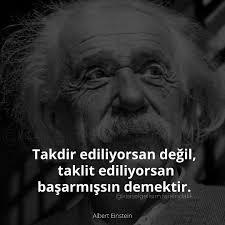 Sizin taklitlerinizi yapanları görünce ne hissediyorsunuz, eğleniyor musunuz yoksa sinir mi oluyorsunuz?