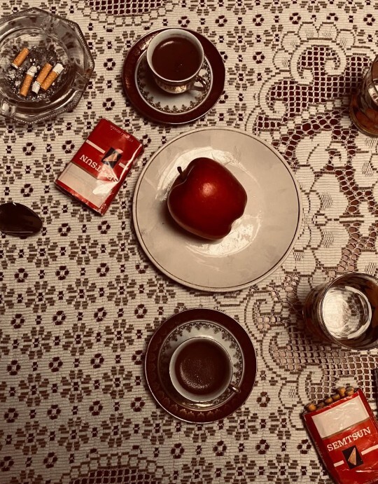 Yemek yaparken erkekler mi mutfağı savaş alanına çeviriyor kadınlar mı?