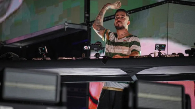 DJ konserlerine gitmek gerçekten saçma mı yoksa düşündüğümden daha mı eğlenceli geçiyor?