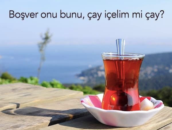 Kim çay içmek ister😅 sanki tüm yaraları saran her derde deva bir iksir bu he, çay içelim mi?