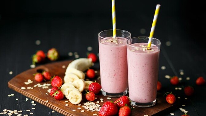 Size bol meyveli protein shakemden verir mıydım söyleyeyim mi?