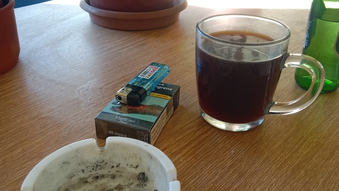 Kahve keyfi yaparken en sevdiğin manzara ne, sahil mi balkon mu doğa mı?