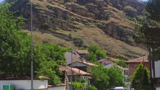 Dünyanın en temiz havasına sahip, kaleleri ve türbeleriyle ünlü bu şehir neresi?