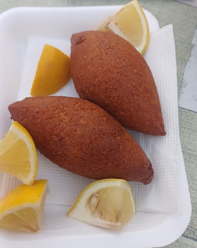 İçli köfteyi nasıl daha çok seviyorsun, kızartma mı haşlama mı?