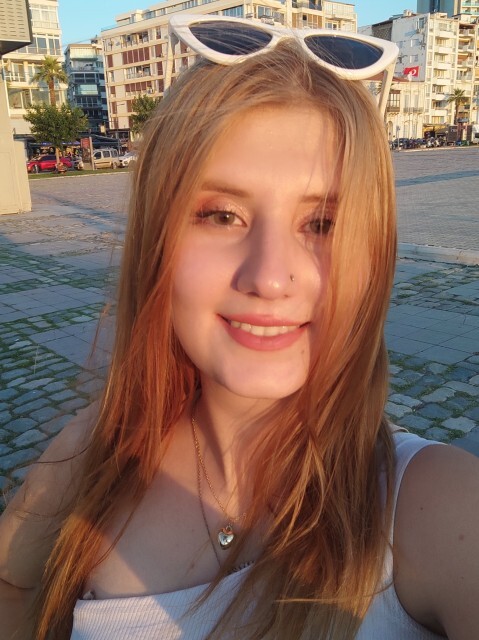 Bu fotoğrafta madde kullanan biri gibi mi durmuşum?