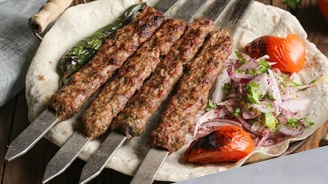 Bu saatte kebap mı yenir yoksa tatlı mı?
