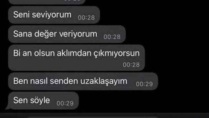 Gece gece kimden ne mesajı gelse mutlu olursunuz?
