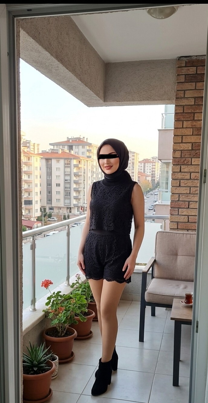 Böyle bir tesettür giyinme tarzı var mı, tesettüre uygun mu sizce?
