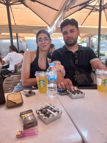 Nişanlımla ilişkim sizce nasıl görünüyor, dışarıdan bakan ne düşünür?