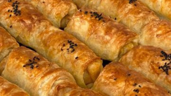 Patlıcanlı börek sever misiniz?