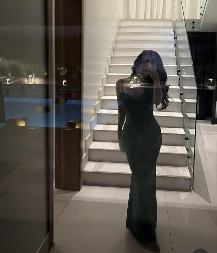 Fazla kilolarımı verip vücudumu fotodaki gibi şekillendirmek için ne yapmam gerek?
