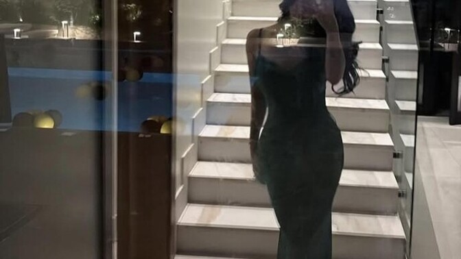Fazla kilolarımı verip vücudumu fotodaki gibi şekillendirmek için ne yapmam gerek?