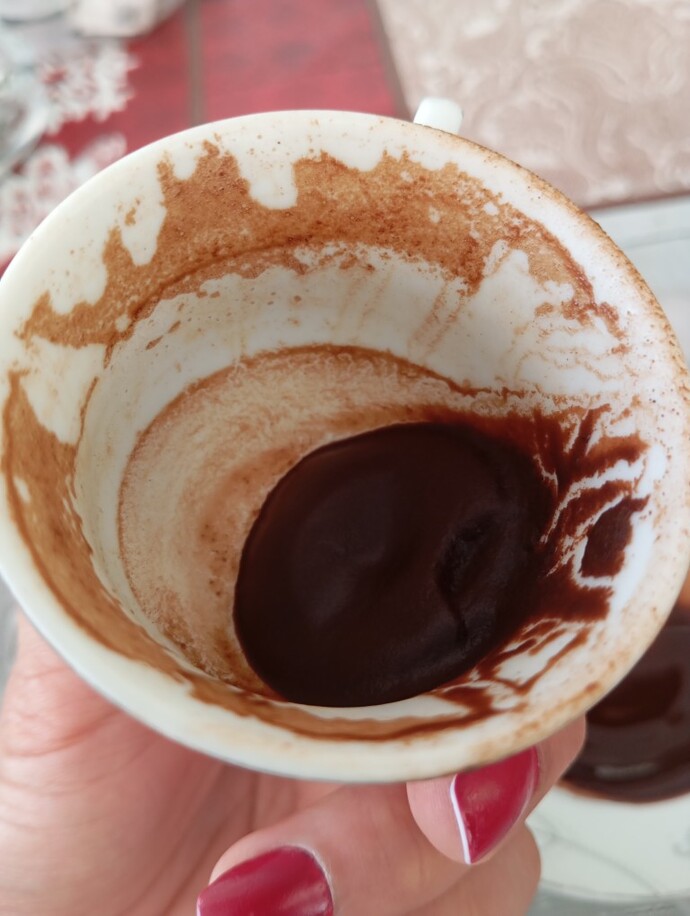 Kahve falımda neler görünüyor, ne anlama geliyor sizce?