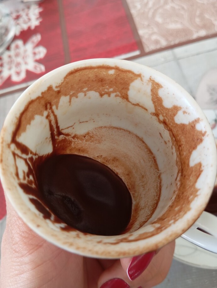 Kahve falımda neler görünüyor, ne anlama geliyor sizce?