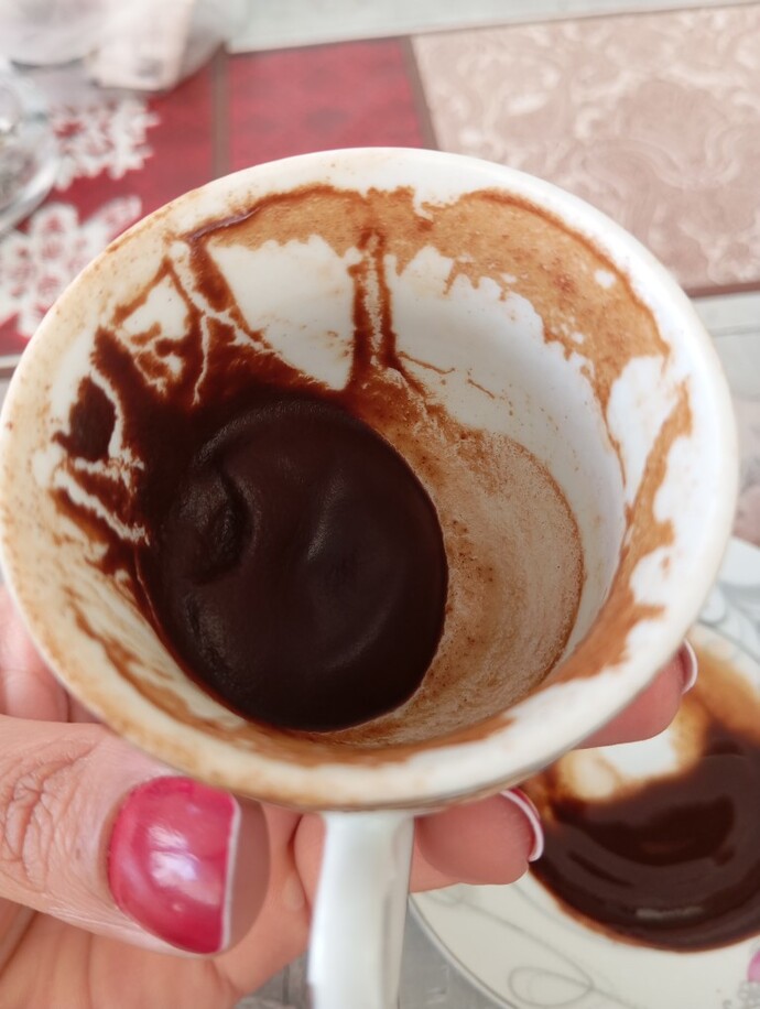 Kahve falımda neler görünüyor, ne anlama geliyor sizce?