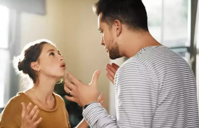 Baskıcı kişilerle yapabiliyor musunuz?
