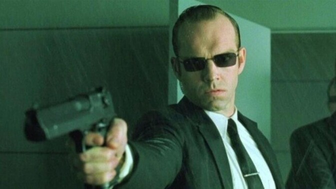 Matrix'teki Ajan Smith karakterini psikolojik ve felsefi olarak nasıl analiz edersiniz?