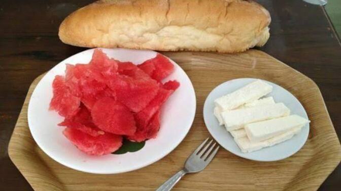 Karpuz peynir ekmek üçlüsünü kimler seviyor?
