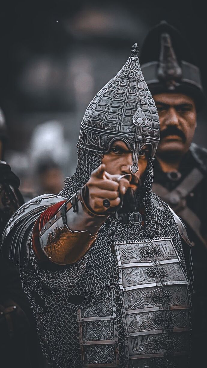 Tarihi diziler/filmler sizce milli bilinci artırıyor mu?
