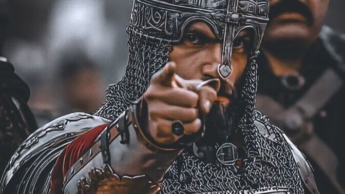 Tarihi diziler/filmler sizce milli bilinci artırıyor mu?