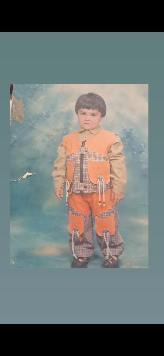 Instagram storye çocukluk fotoğraflarımı atsam mı, altına ne yazsam?