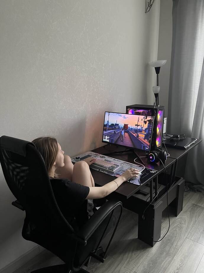 Yarın öğlenden sonra kimler kendini oyunlara kaptıracak 😎?