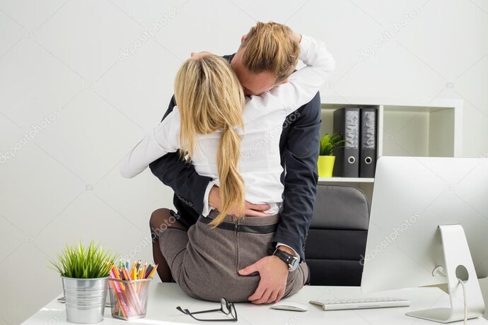 Partnerinizin cinsellikte çok fazla şey denemek istemesi iyi midir yoksa şüpheli mi?