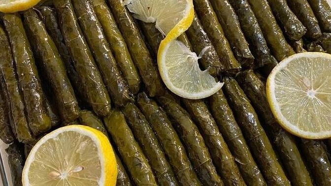 "Liyann'la birlikte sarma yapsak, size de bir tabak verir miydik? Söyleyelim mi🤭"?