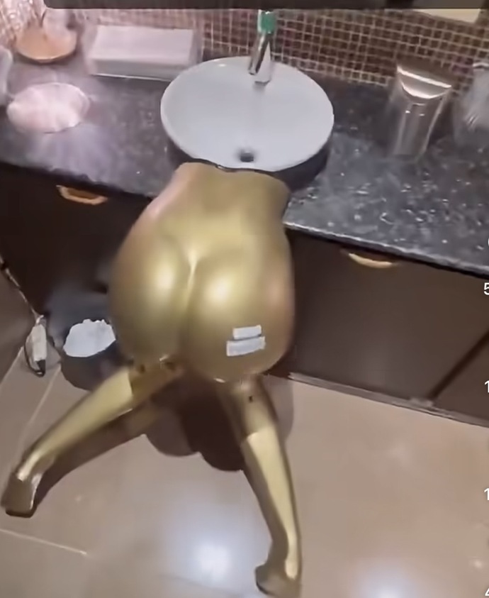 Bu nasıl bir lavabo siz anlam verebildiniz mi 😀?