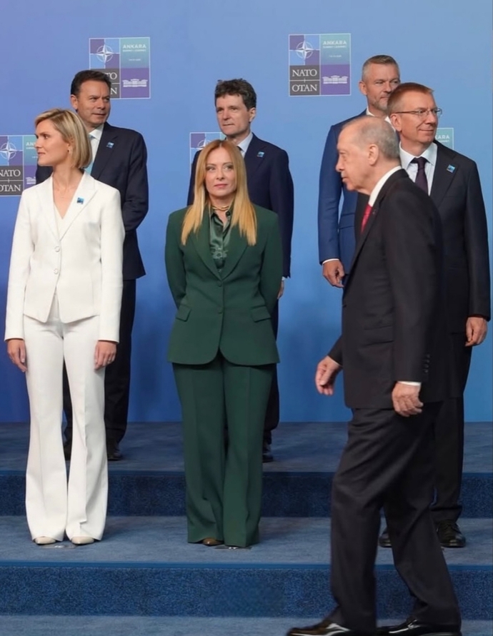 Hiç imkansız birine aşık oldunuz mu?
