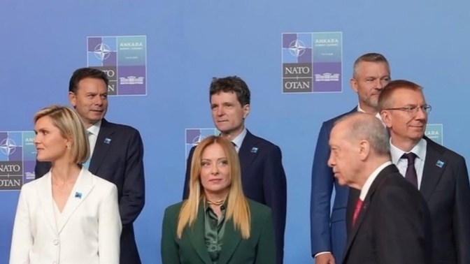 Hiç imkansız birine aşık oldunuz mu?