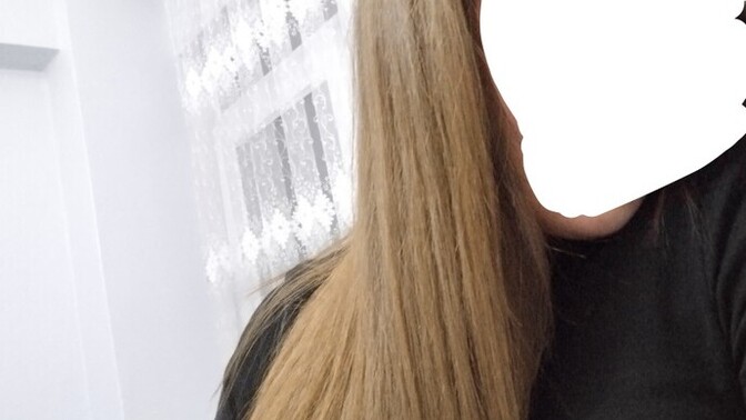 5,6 yıldır siyaha boyanan saçtan bu rengi elde etmek iyi mi?