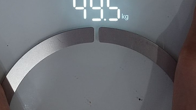 Ya bir insan nasıl 45, 50 kilo olabilir? Bir ara Diyarbakır karpuzu 52 kilo çıkmıştı. Hiç mi yemek yemiyorsunuz?