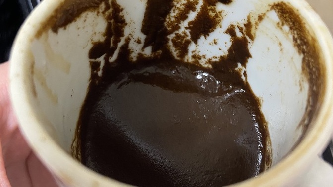 Kahve falından anlayan var mı, fotoğrafa bakıp yorumlar mısınız?