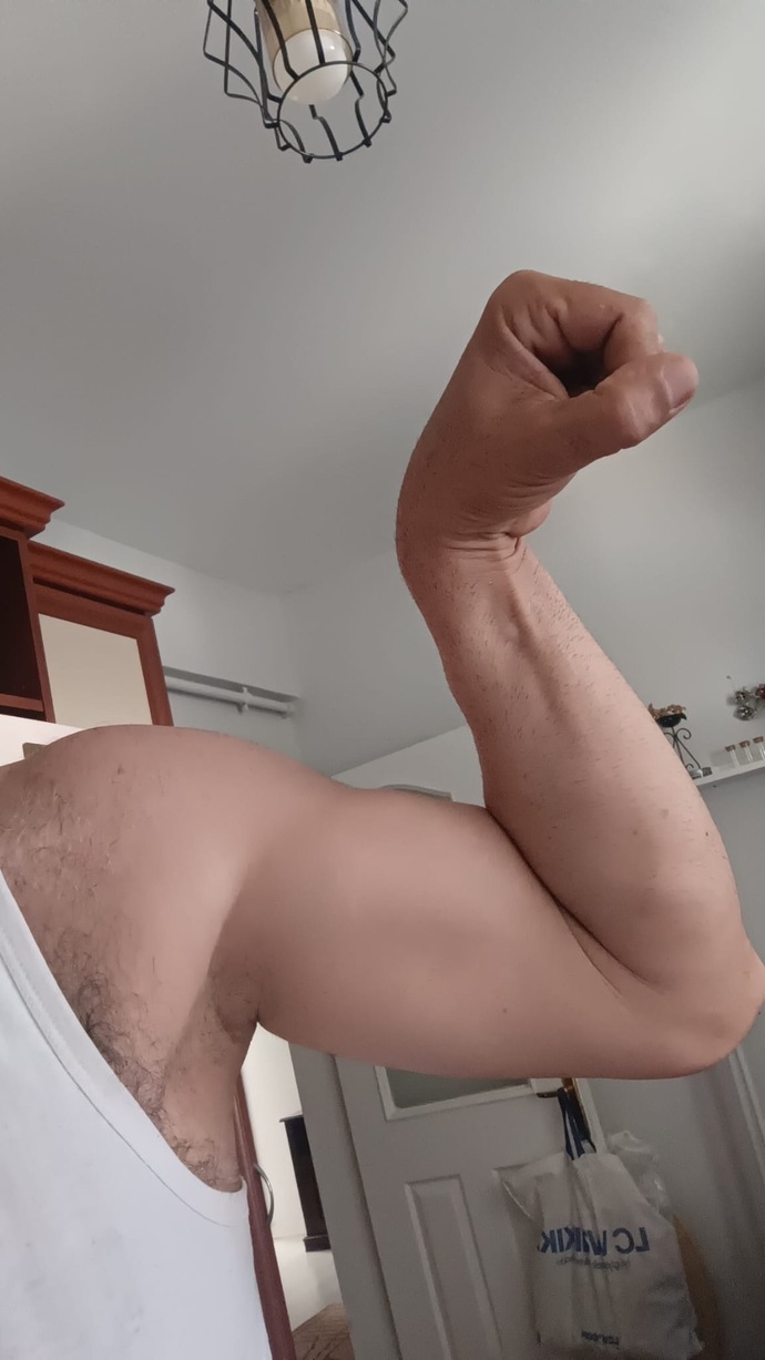 Biceps sayılıyor mu bu?