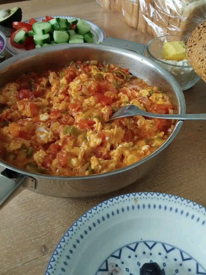 Eşiniz akşam yemek yapmasa neden yapmadın der misiniz?