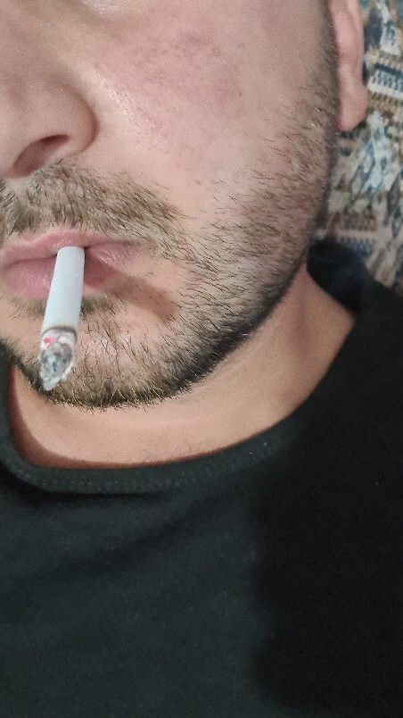 Bırakmak isteyipte bırakamadığınız kötü alışkanlığınız var mı?