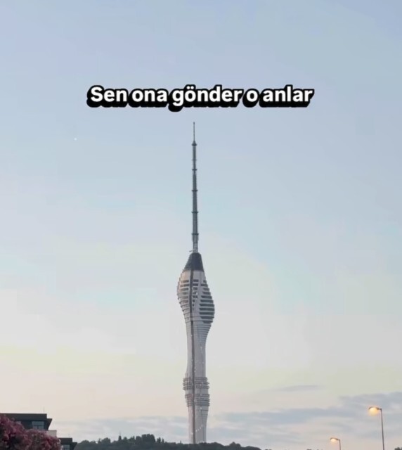 Siteden herkesin bilmediği sadece ikinizin güleceği bir anı var mı?