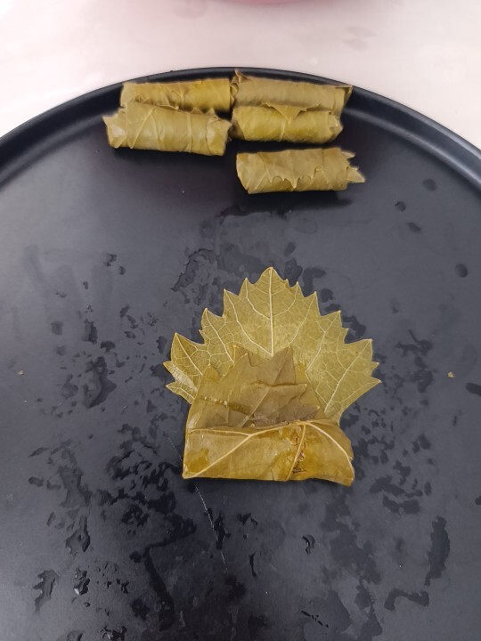 Yaprak sarması sever misiniz, en çok hangi iç harçlı yaprak sarma hoşunuza gidiyor?