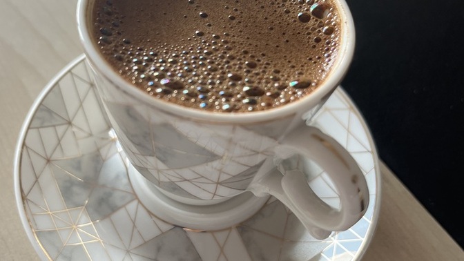 Kime kahve ısmarlayayım?