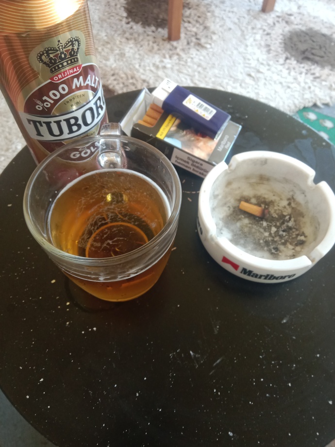 Yazın alkol size de iyi geliyor mu, yoksa kahve çay ile devam mı diyorsunuz?
