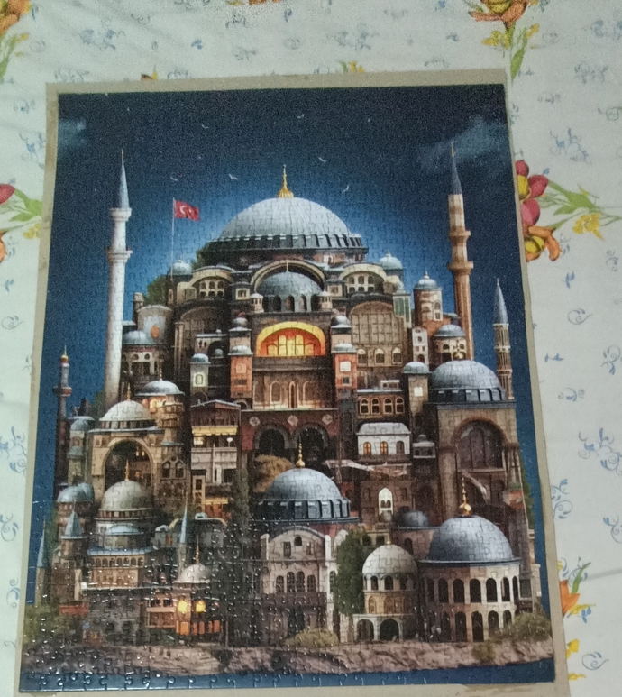 El emeği puzzler ve boncuk işlerim sergiye çıkıyor, siz de hiç kendi serginizi açtınız mı?