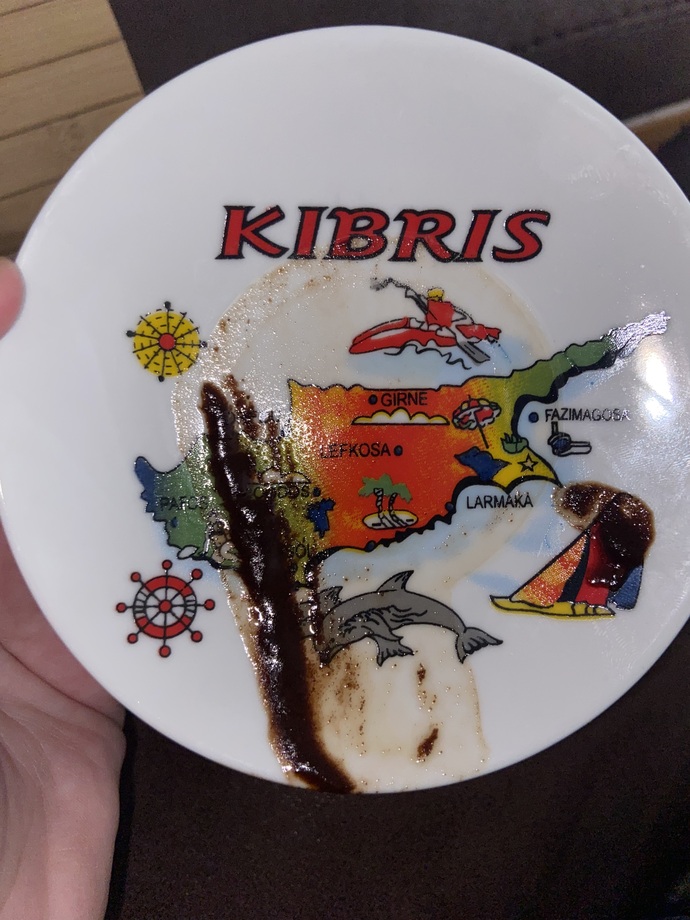 Falıma bakar mısınız, kahve falında çıkanları yorumlar mısınız?