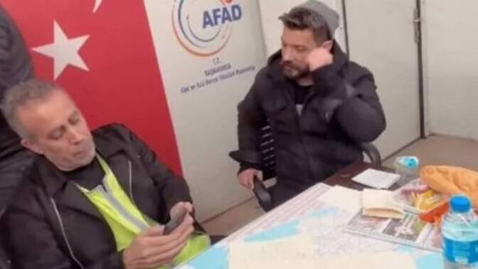 Haluk Levent olayı sonrası hedefin Oğuzhan Uğur’a kayması ve deprem süreci eleştirileri hakkında ne düşünüyorsunuz?