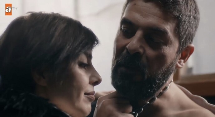 Sen anlat Karadeniz eyşanla Mustafanın olduğu evren?