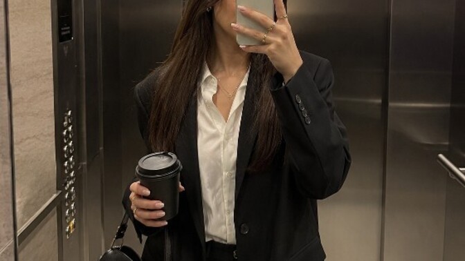 Selamlarr çalışıyor musunuz tatilde misiniz?