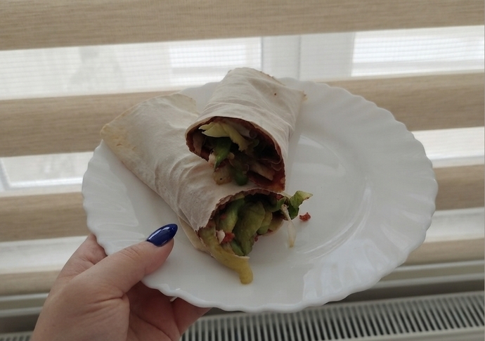 Çiğ köfte dürümde doritoslu mu yoksa klasik normal mi tercih ediyorsunuz?
