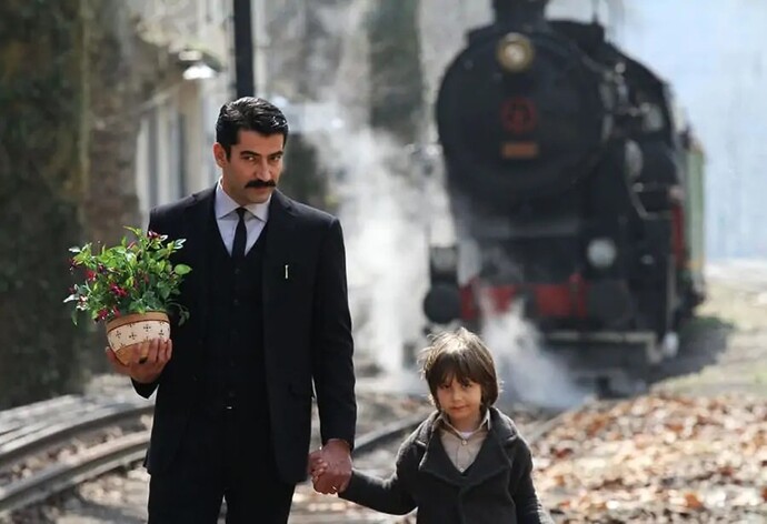 Hikayenin Akışı mı, Yoksa Sahnenin Duygusal Derinliği mi Daha Önemli?