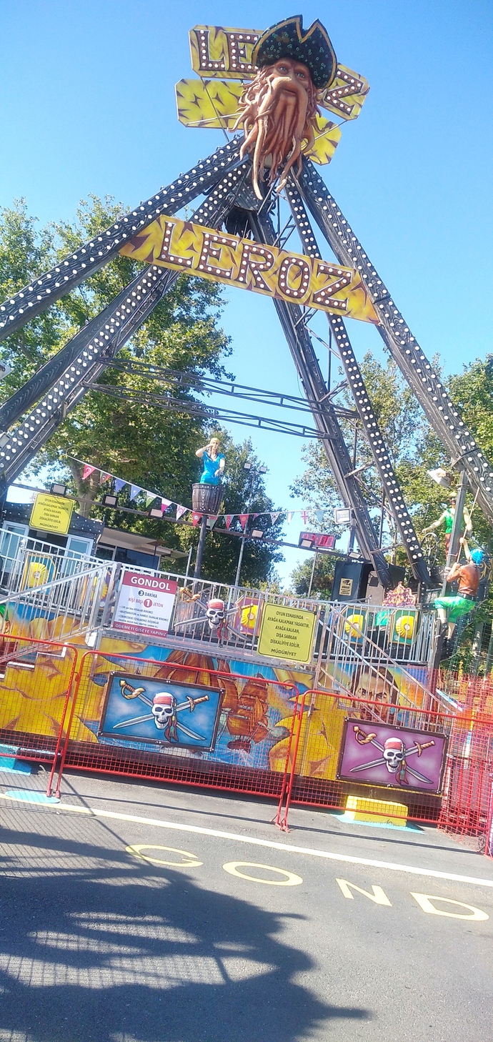 Lunaparka hiç gittiniz mi , lunaparkta ben asla binmem dediğiniz bir alet var mı?